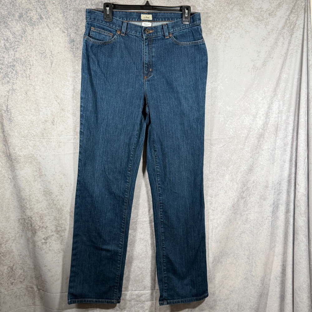 L.L.Bean Straight Leg Jeans Women's 12 Medium Wash